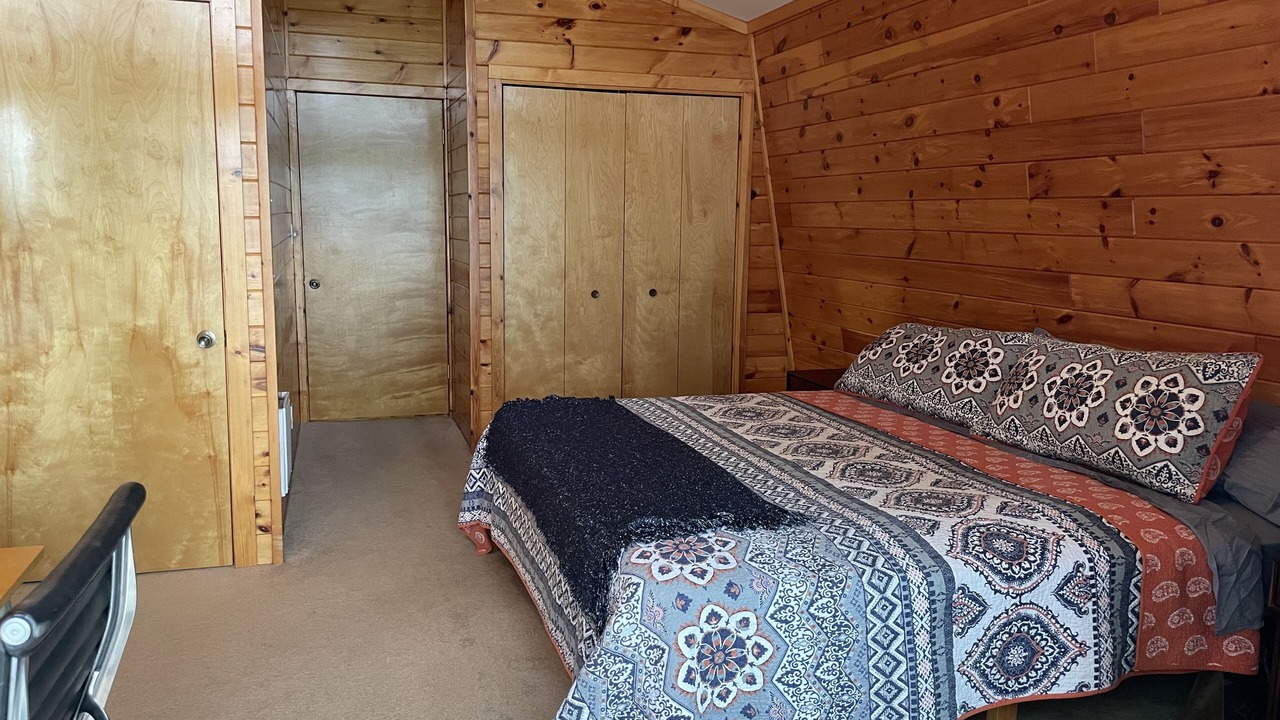 Photo of Bedroom in Newaygo