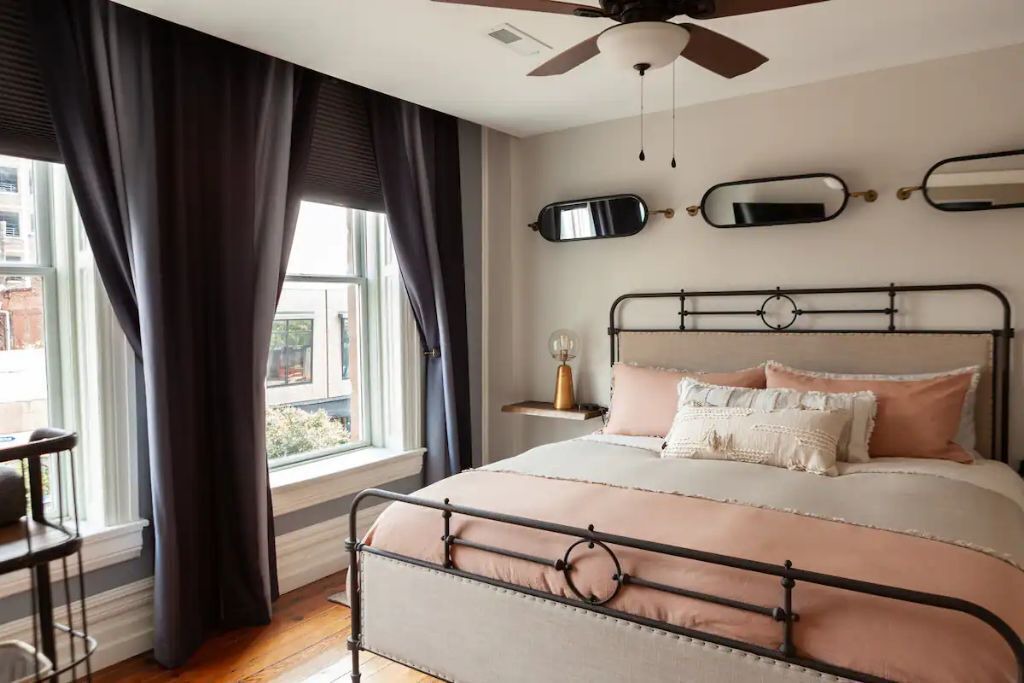 Photo of Bedroom in Wilmington Historic District