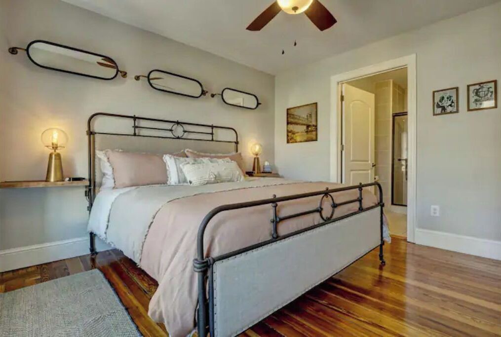 Photo of Bedroom in Wilmington Historic District