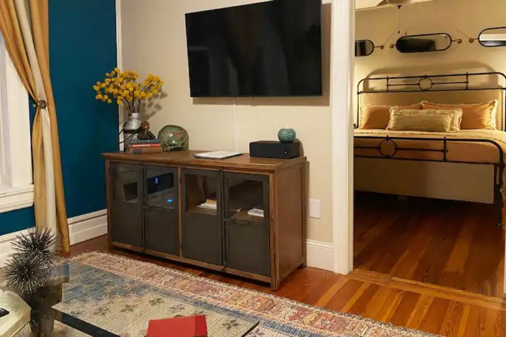 Photo of Bedroom in Wilmington Historic District