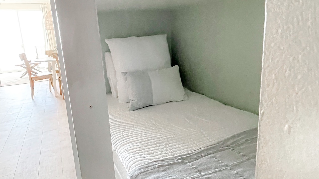 Photo of Bedroom in Miramar Beach