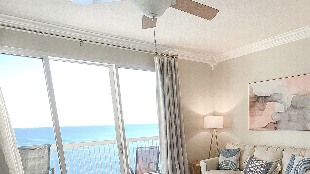Photo of Bedroom in Miramar Beach