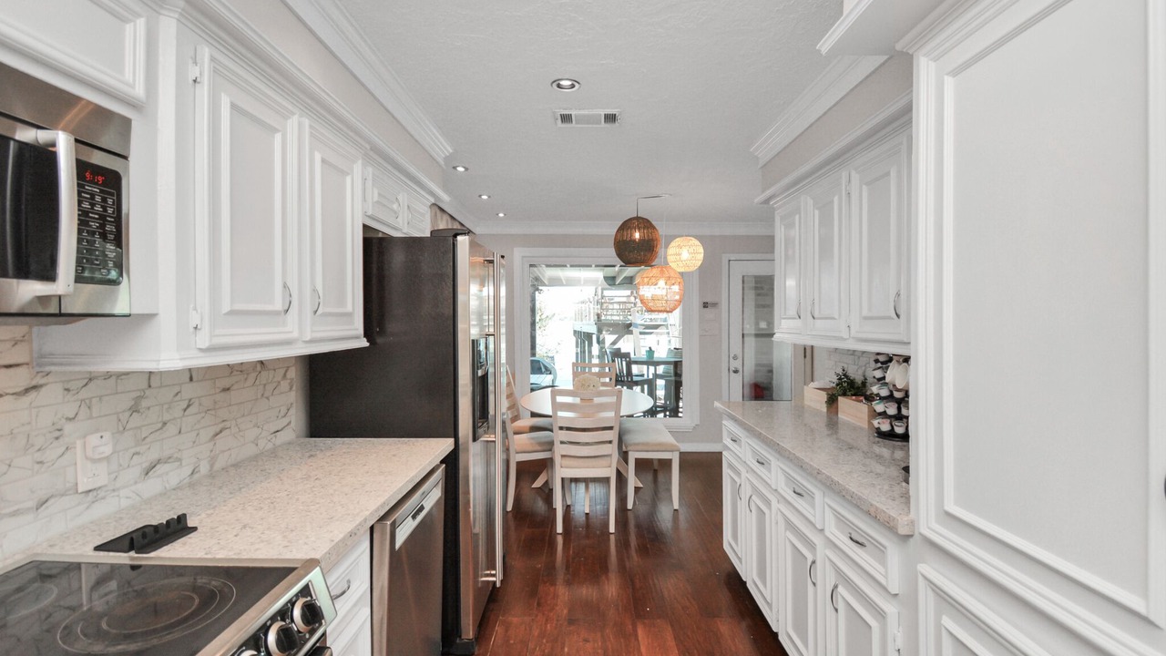 Photo of Kitchen in April Sound
