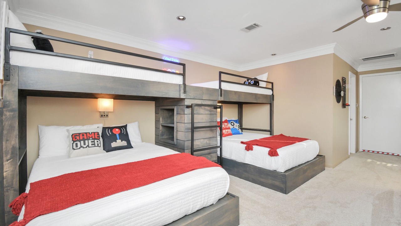 Photo of Bedroom in April Sound