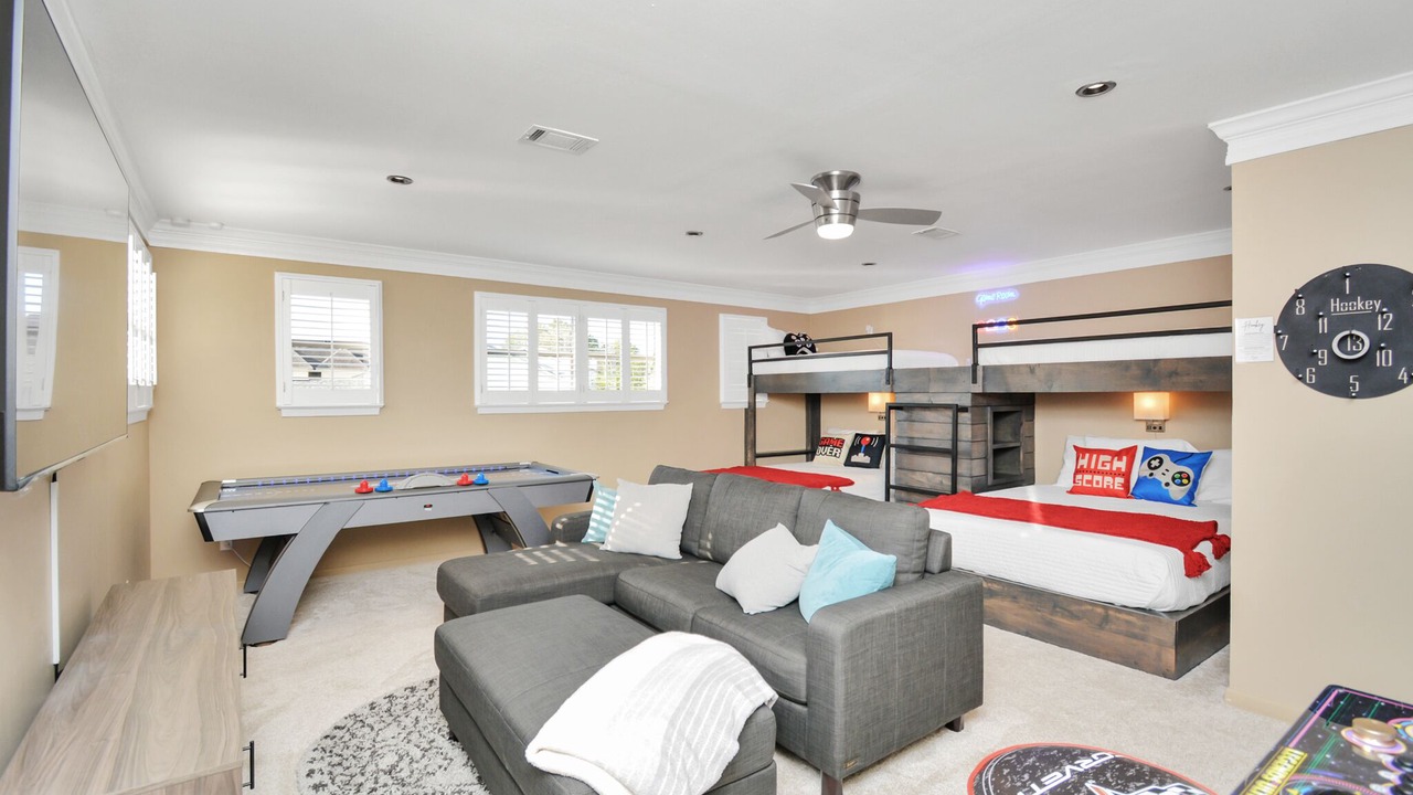 Photo of Bedroom in April Sound