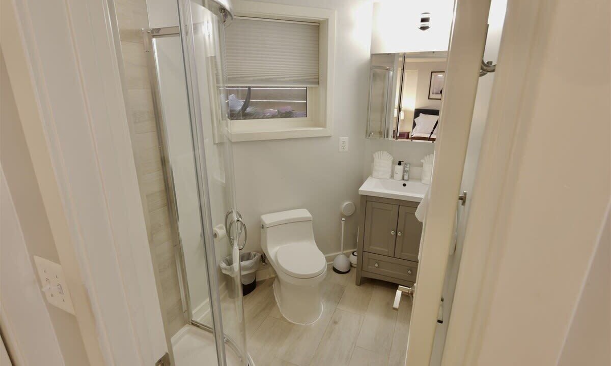 Photo of Bathroom in Logan Circle