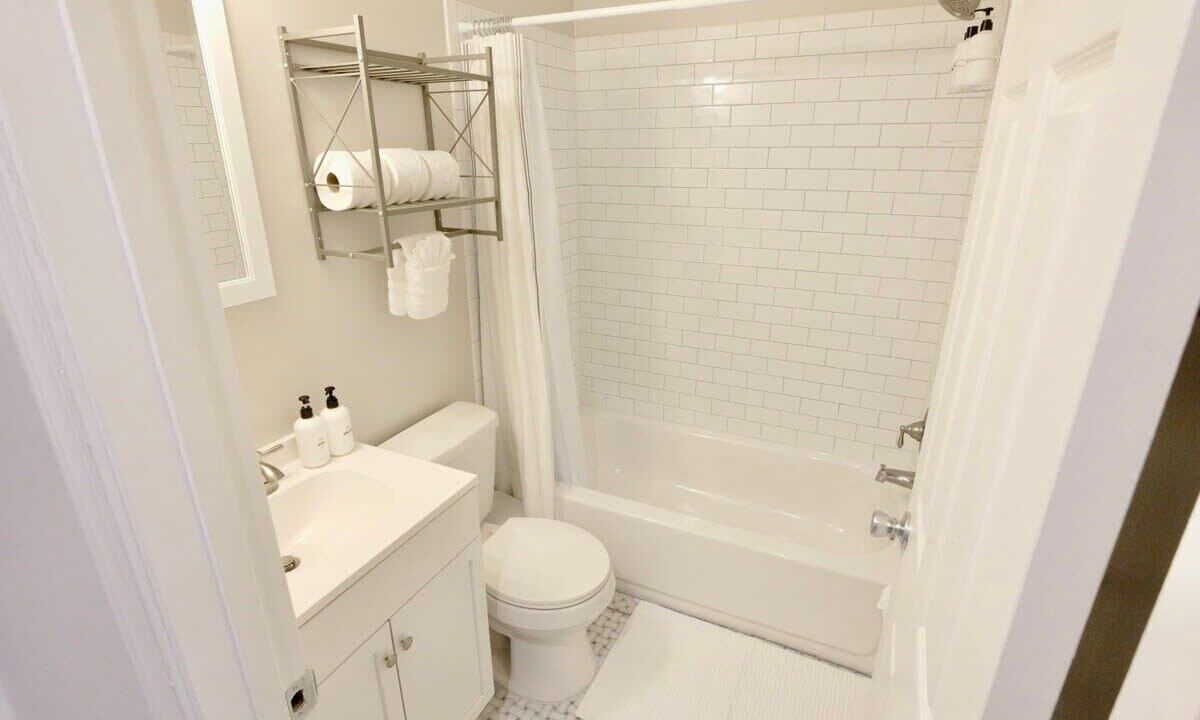 Photo of Bathroom in 16th Street Heights