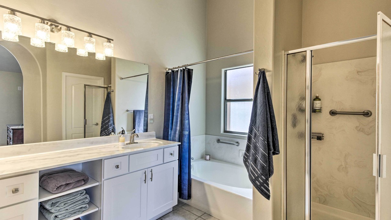 Photo of Bathroom in Catalina Shadows Estates