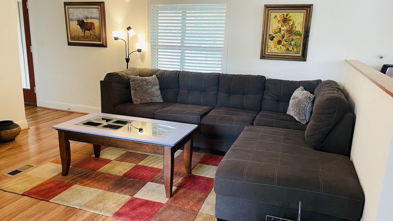 Photo of Livingroom in Spring Branch