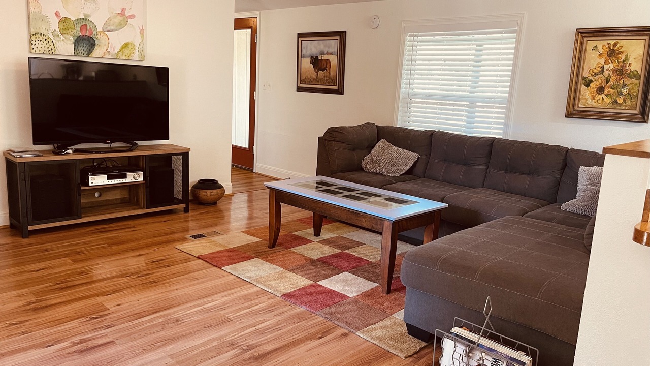 Photo of Livingroom in Spring Branch