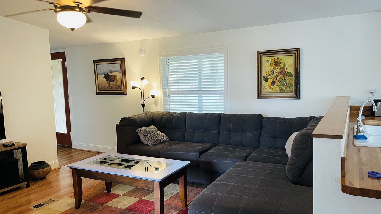 Photo of Livingroom in Spring Branch
