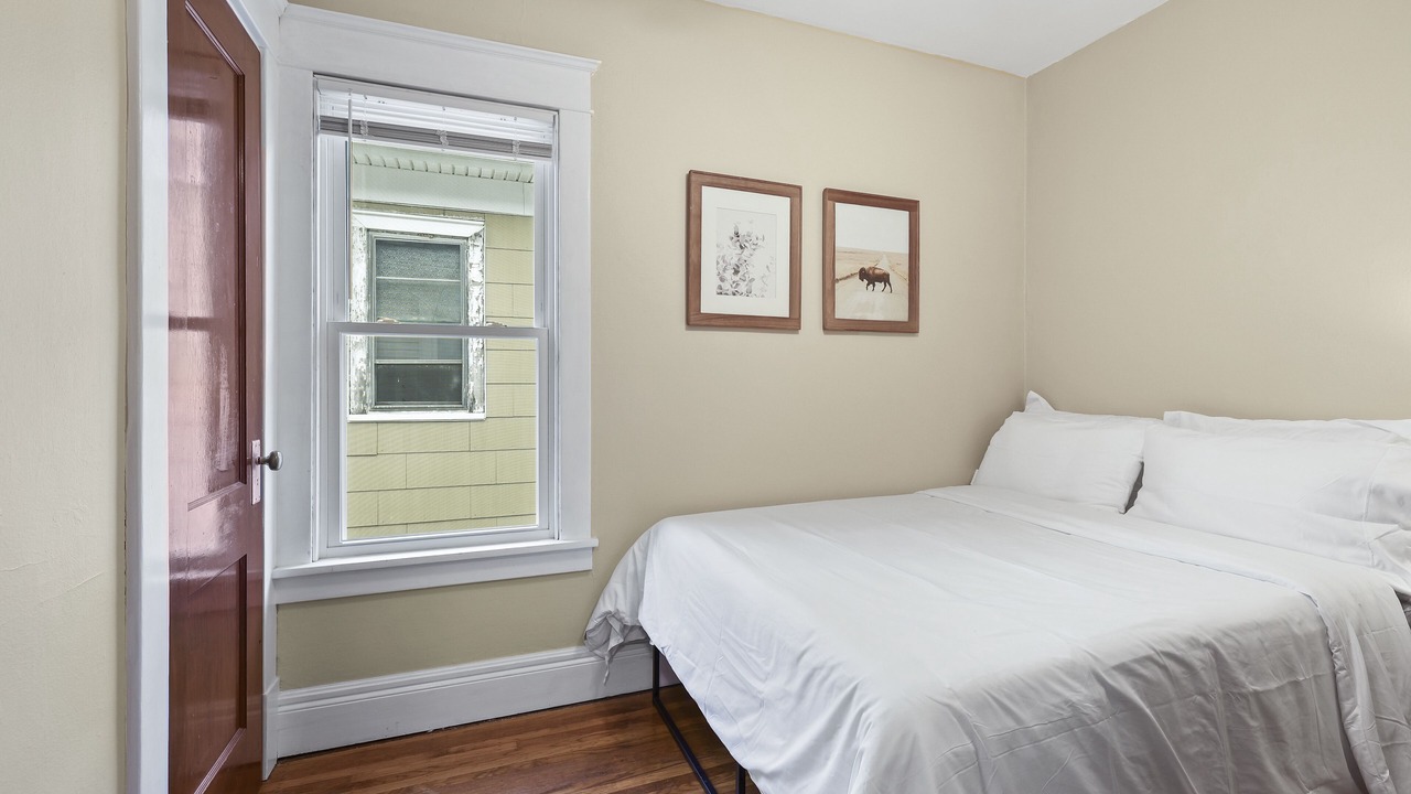 Photo of Bedroom in North Buffalo