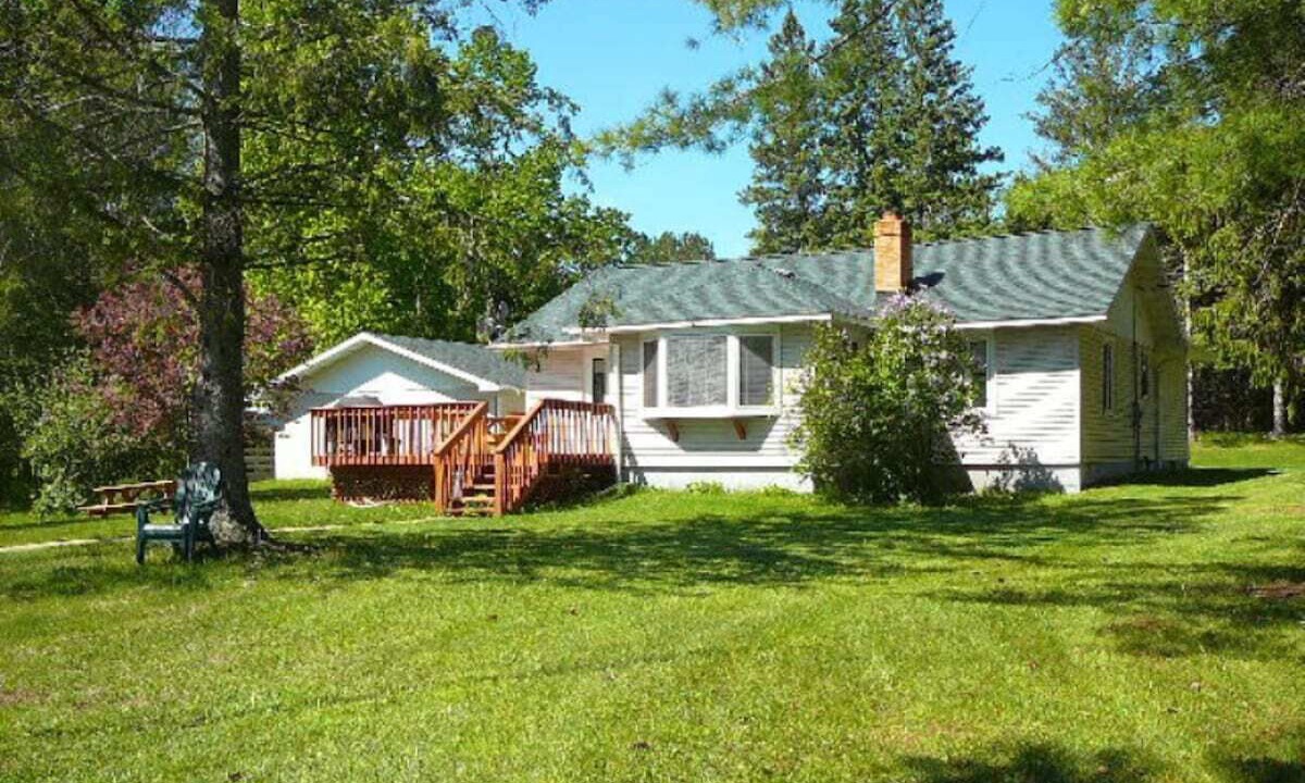 Photo of Outdoor in Butternut