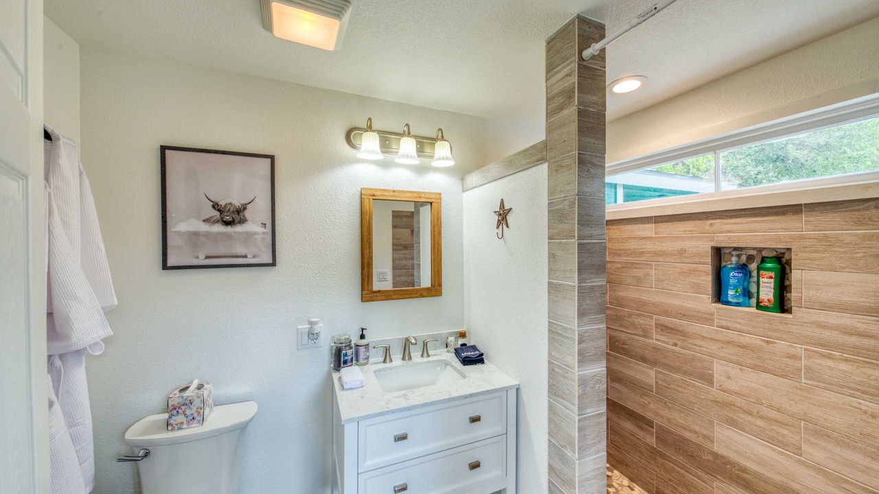 Photo of Bathroom in Southtown