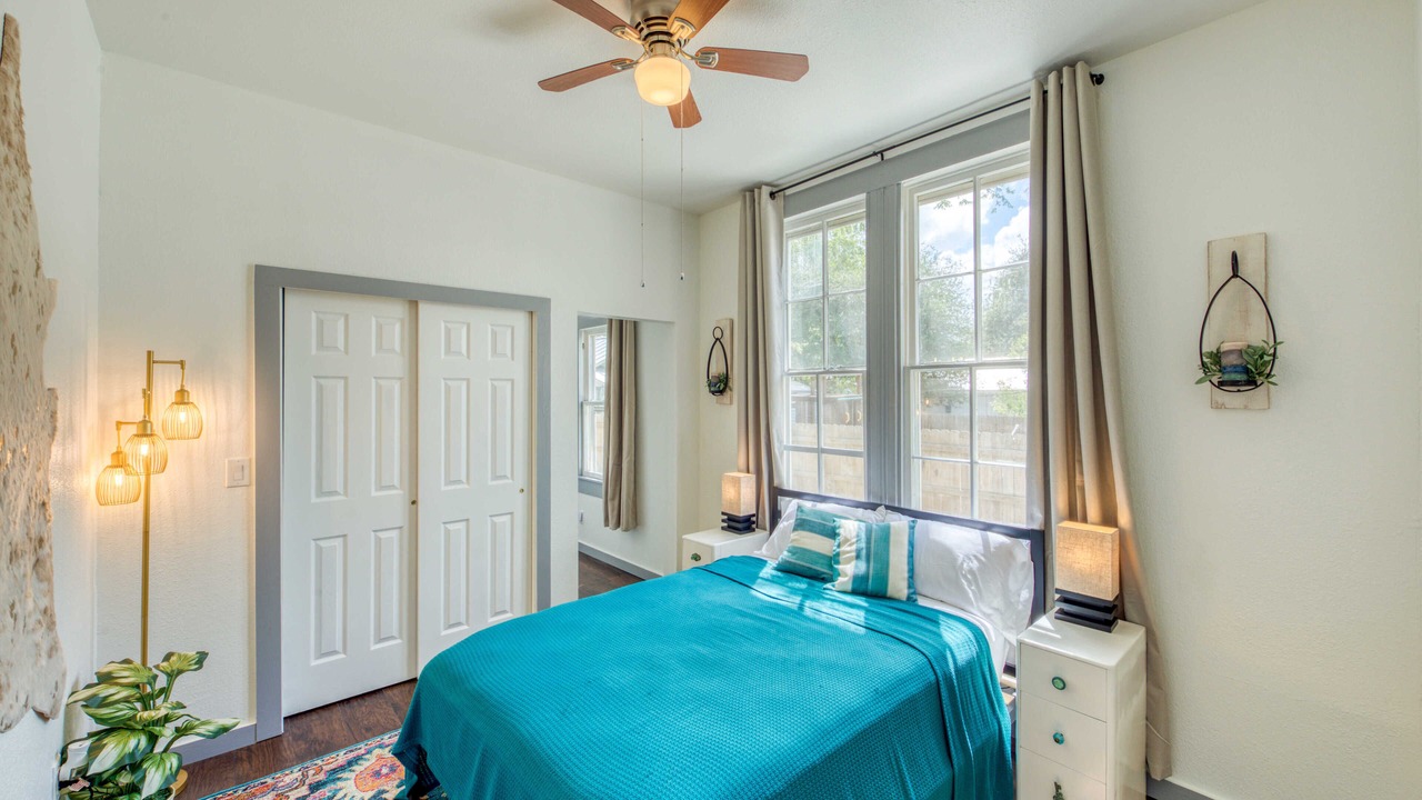 Photo of Bedroom in Southtown