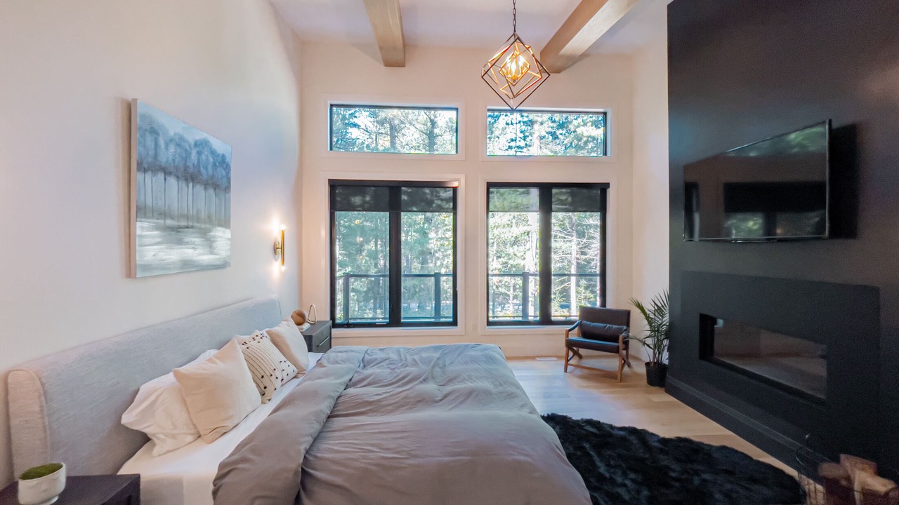 Photo of Bedroom in Grand Bend