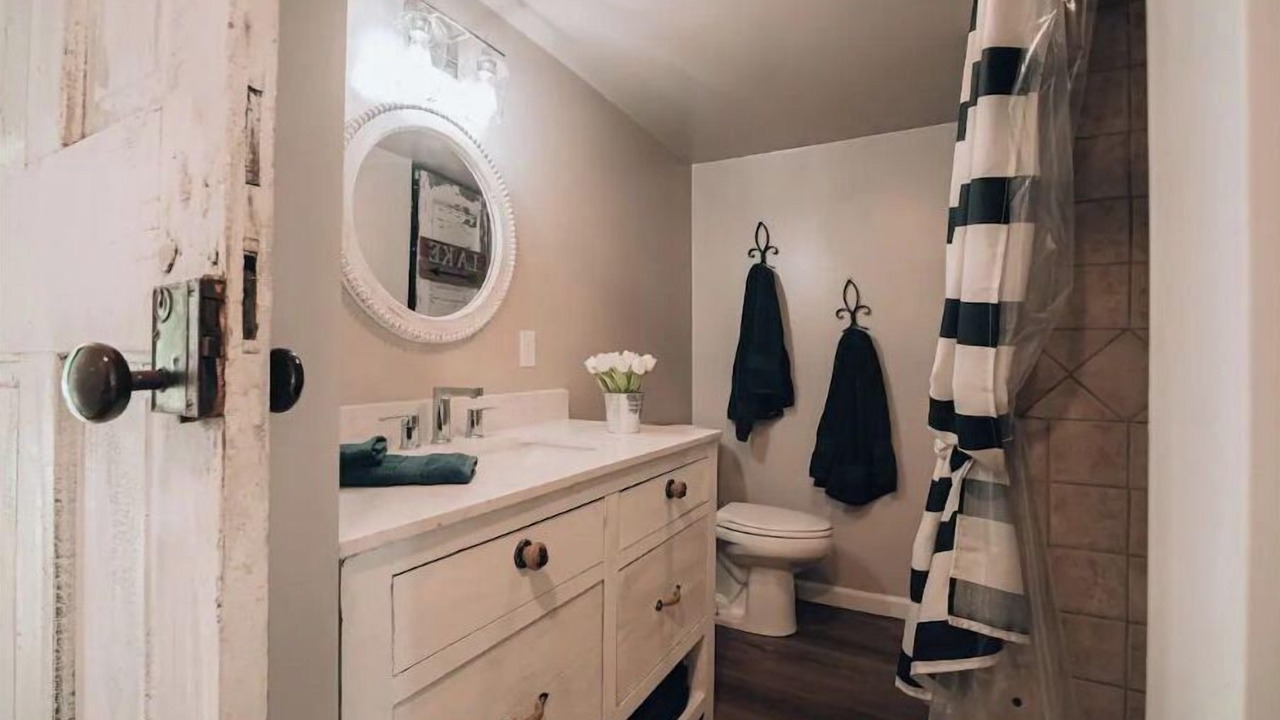 Photo of Bathroom in Dandridge