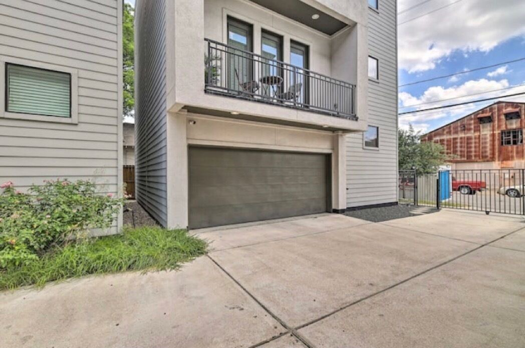 Photo of Outdoor in Northside