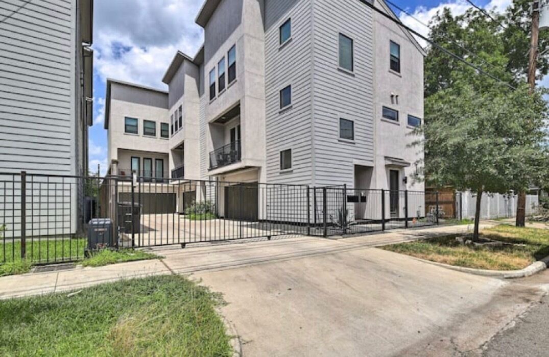 Photo of Outdoor in Northside