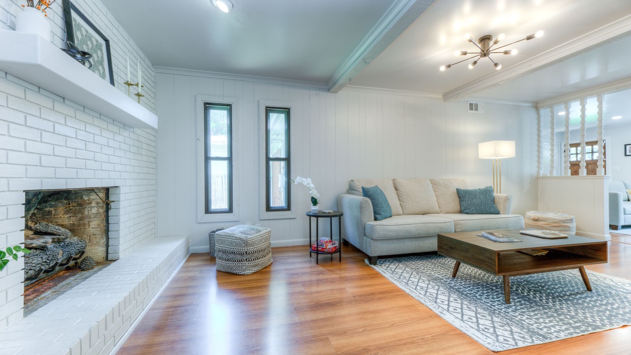 Photo of Livingroom in Tulsa