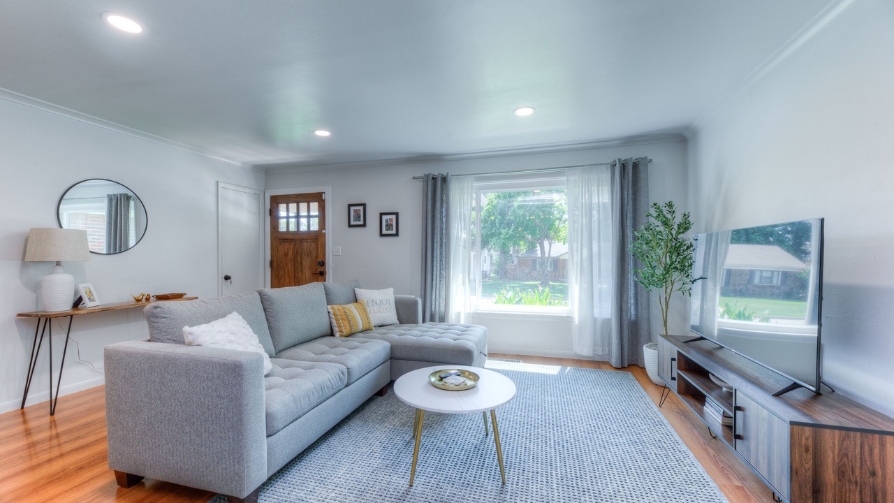 Photo of Livingroom in Tulsa
