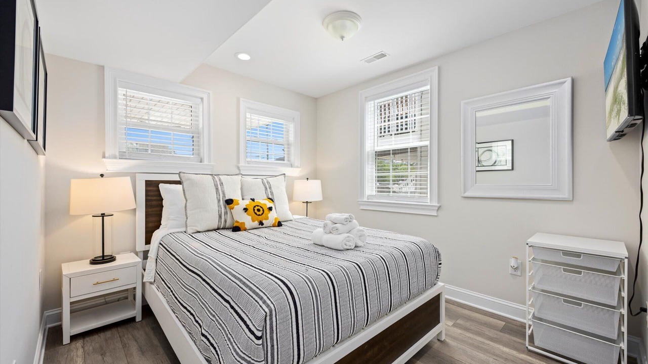 Photo of Bedroom in Gardens