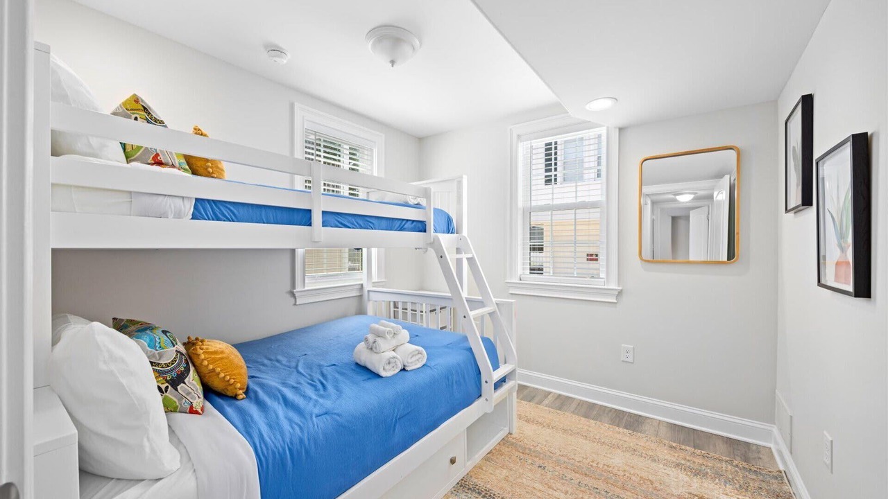 Photo of Bedroom in Gardens