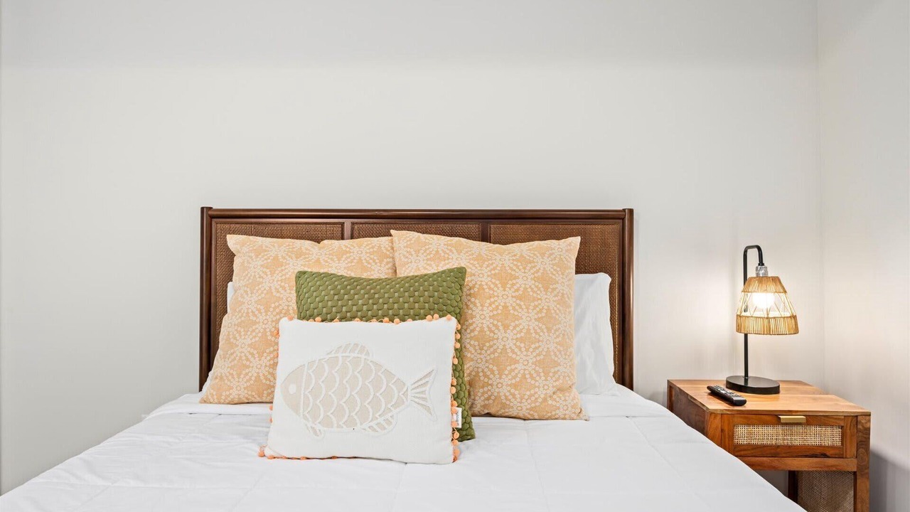Photo of Bedroom in Gardens