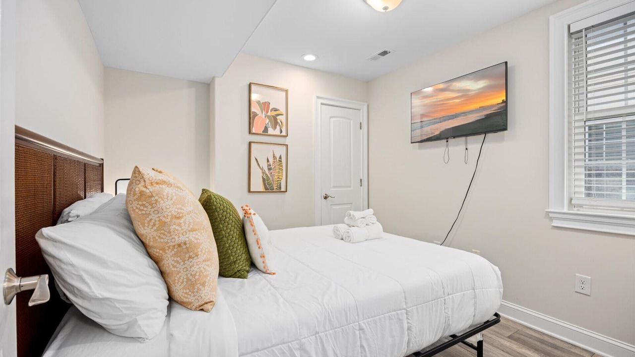 Photo of Bedroom in Gardens