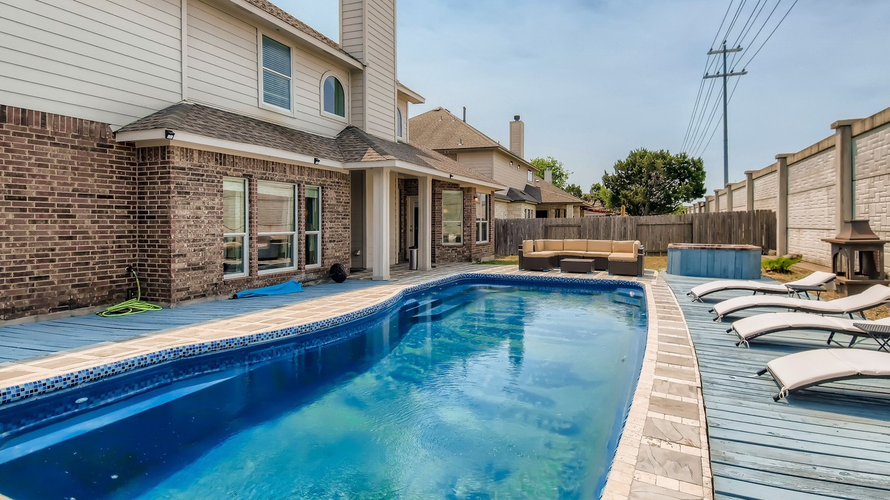 Photo of Outdoor in Forest Oaks