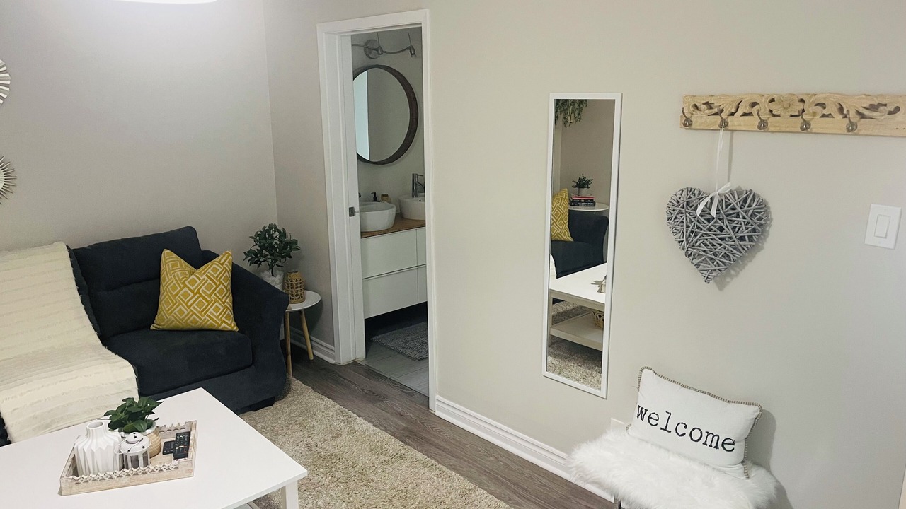 Photo of Livingroom in Niagara Falls