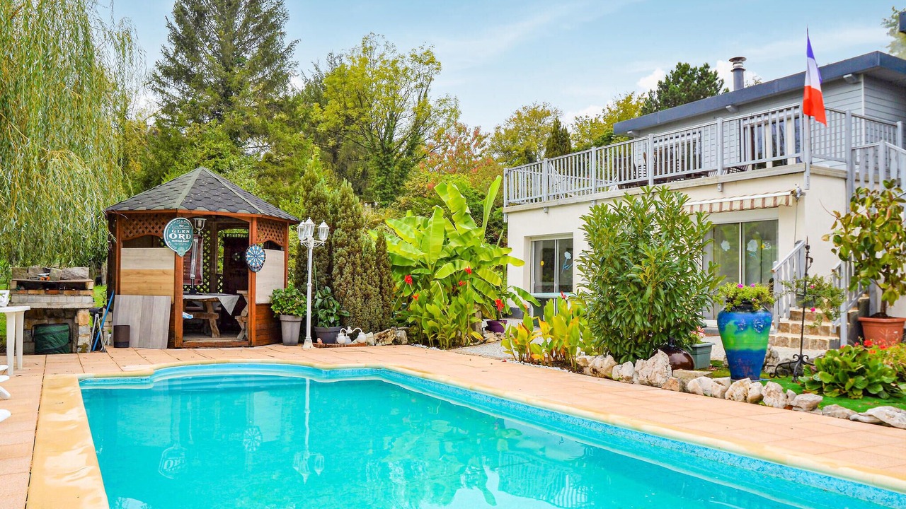 Photo of Outdoor in Chambornay-les-Pin