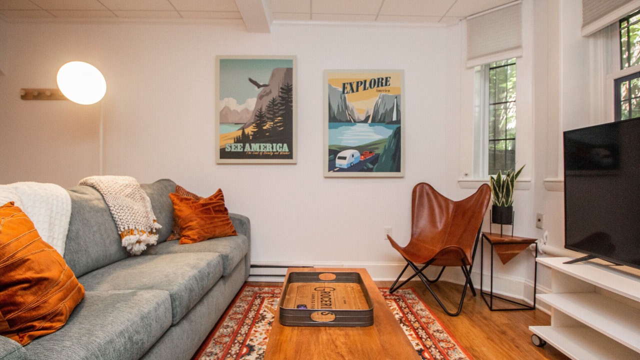 Photo of Bedroom in Coolidge Corner South Side
