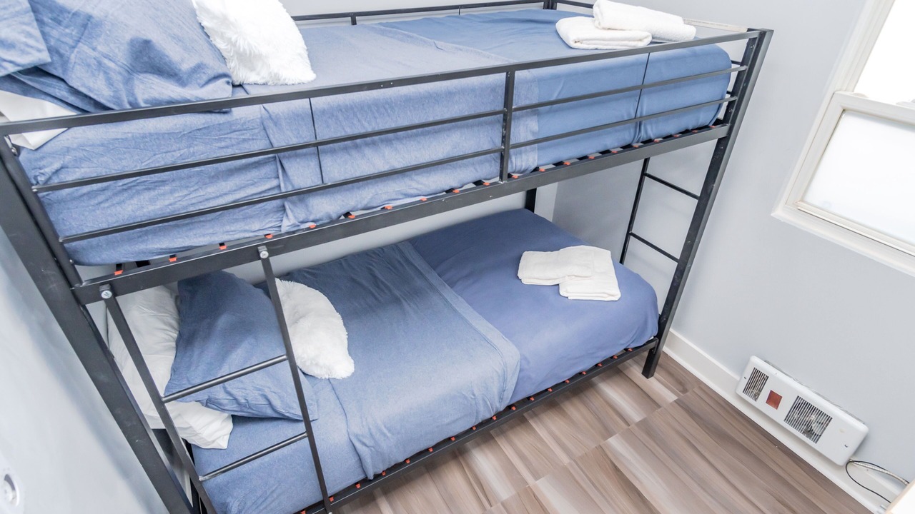 Photo of Bedroom in Wasaga Beach