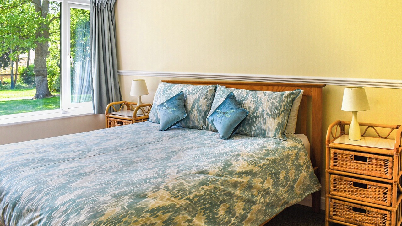 Photo of Others in Etchinghill