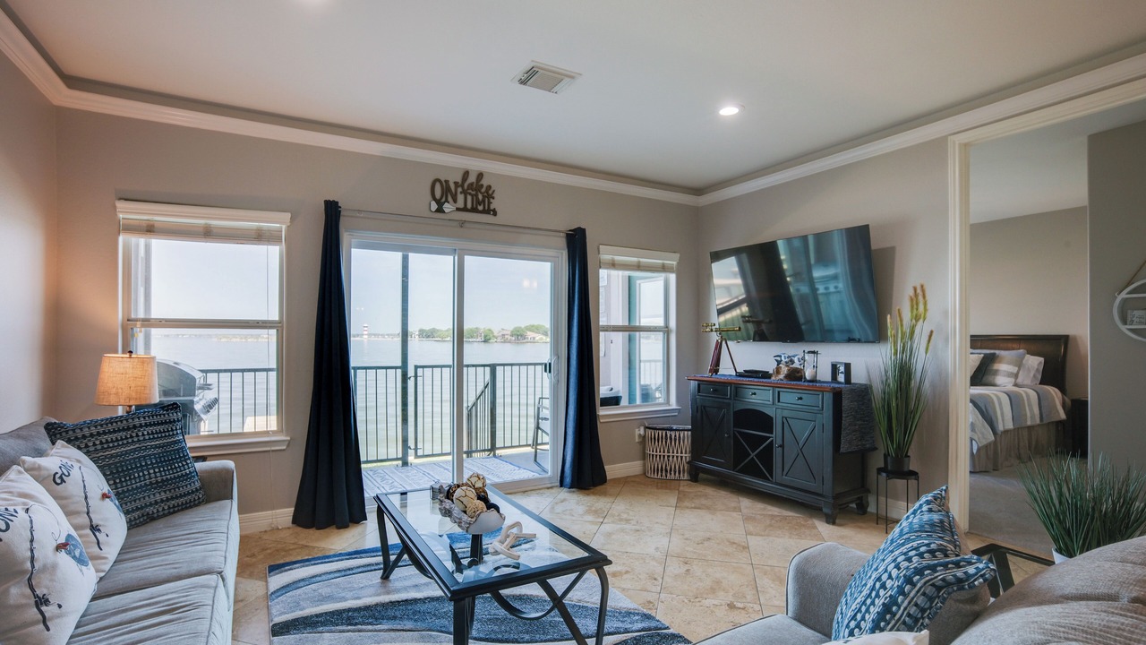 Photo of Livingroom in Seven Coves
