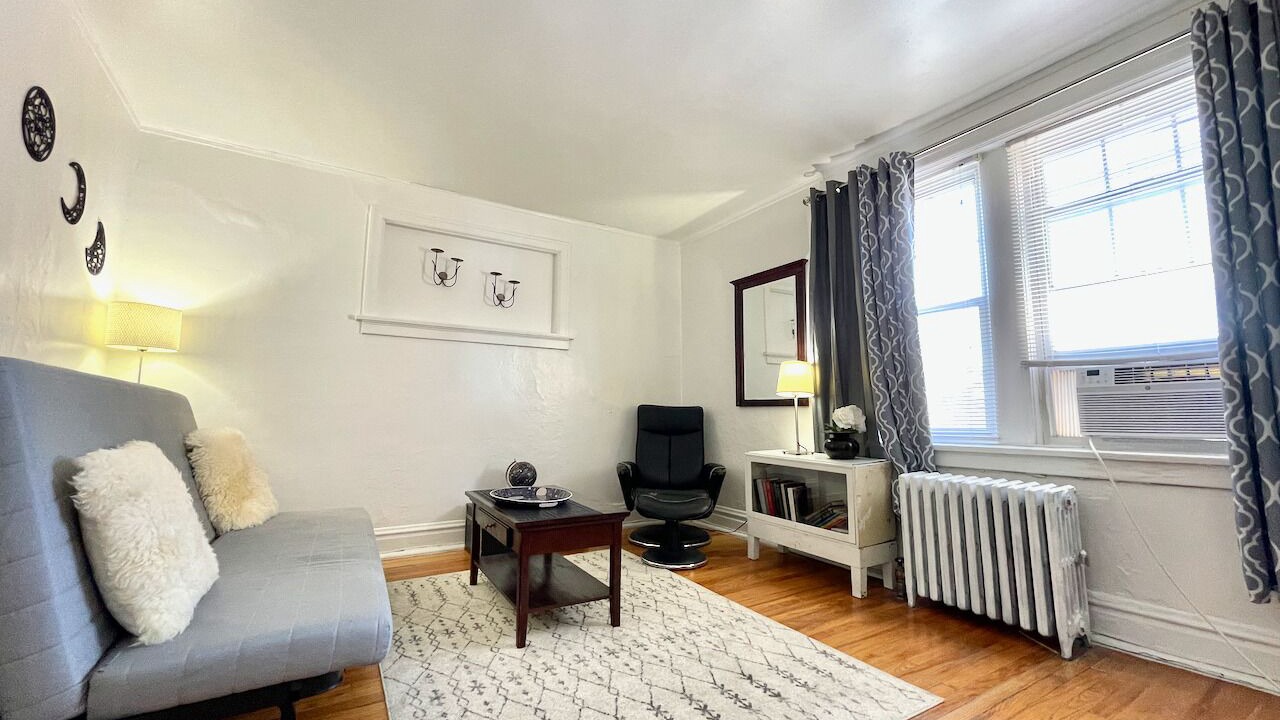 Photo of Livingroom in St. Louis