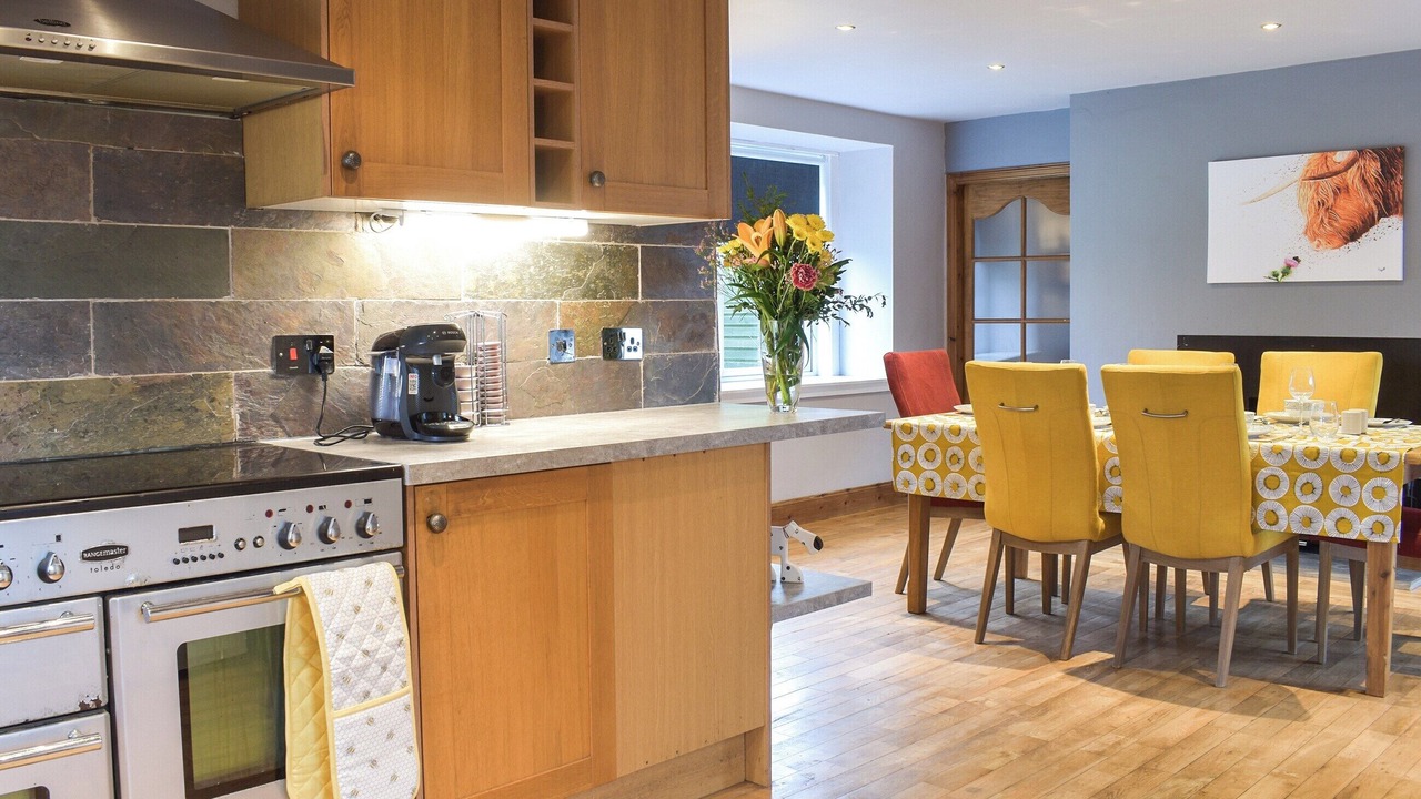 Photo of Others in Duns