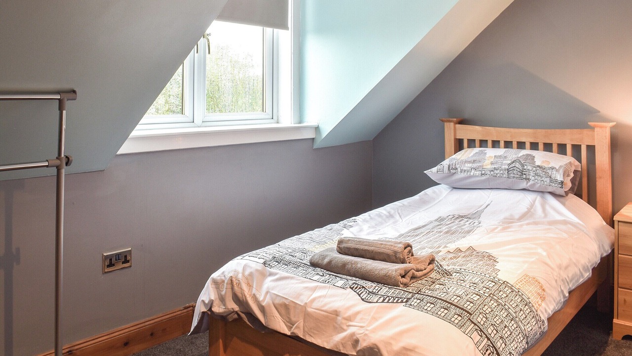 Photo of Others in Duns