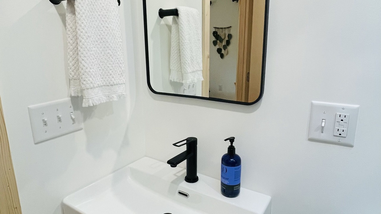 Photo of Bathroom in Mountain View