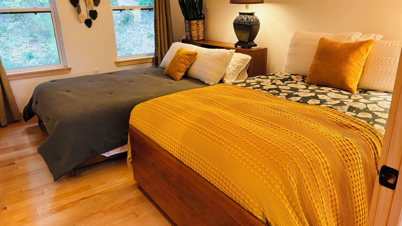 Photo of Bedroom in Mountain View