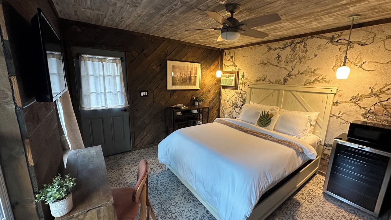 Photo of Bedroom in Greater East End