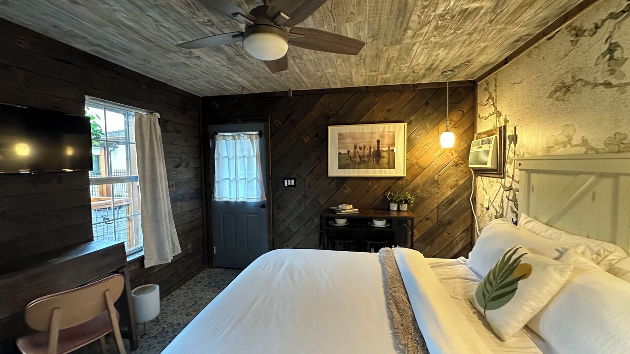 Photo of Bedroom in Greater East End