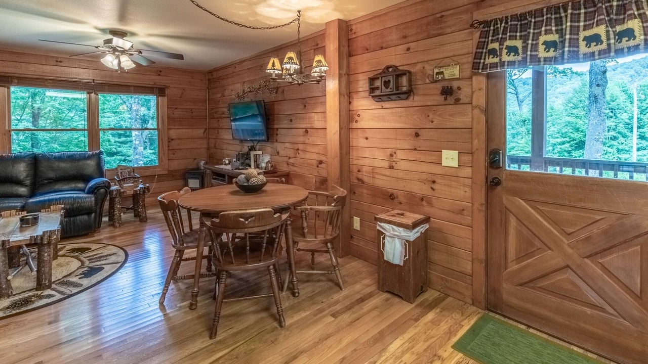 Photo of Bedroom in Robbinsville