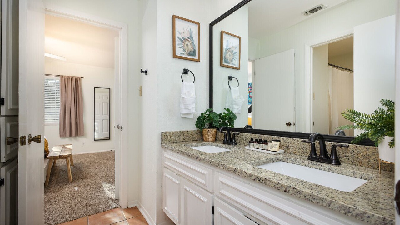 Photo of Bathroom in North San Antonio - SAT