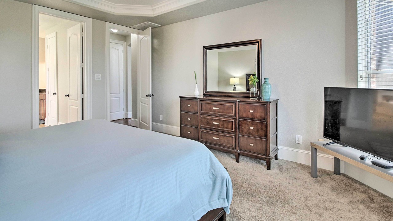 Photo of Bedroom in Iowa Colony