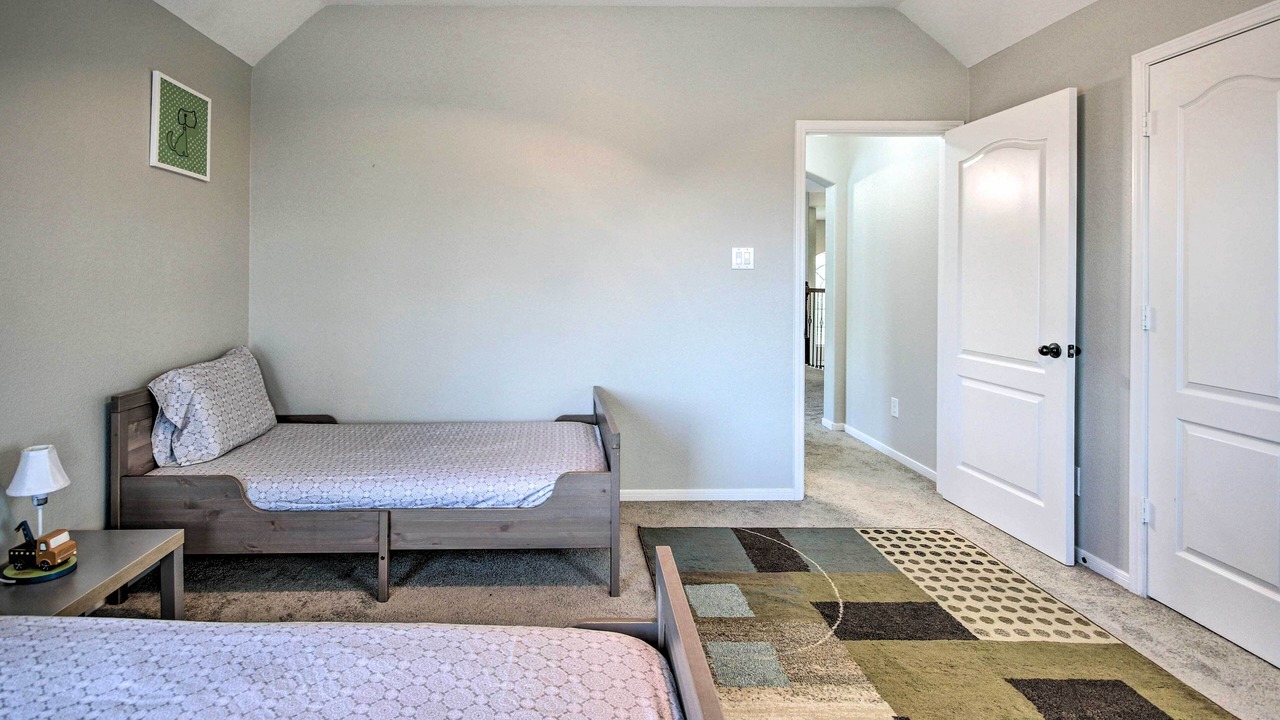 Photo of Bedroom in Iowa Colony
