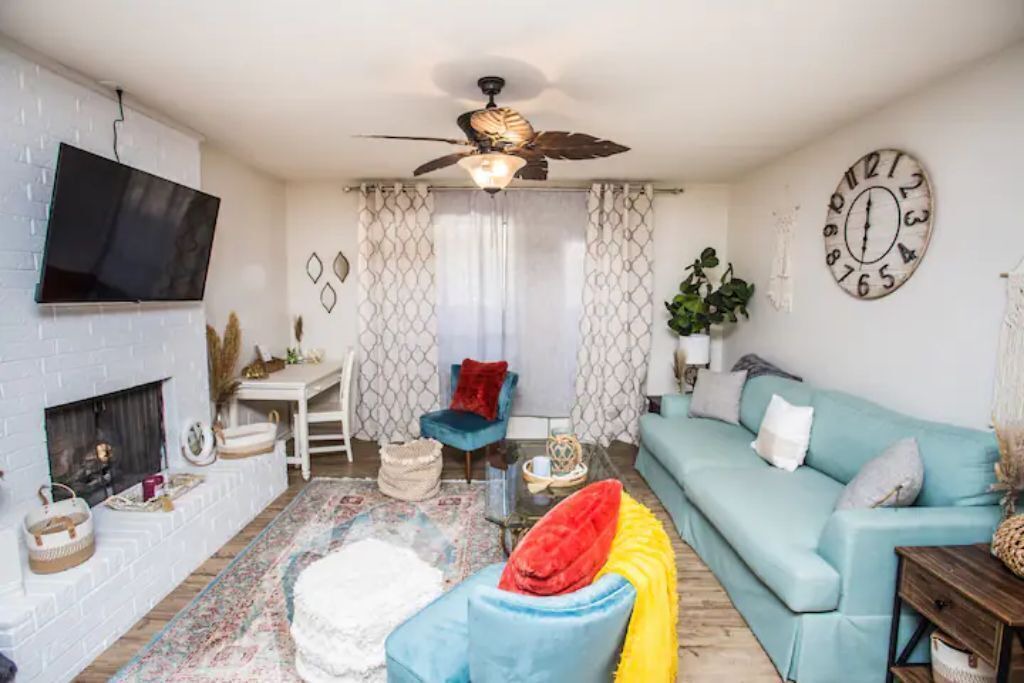 Photo of Livingroom in Raintree