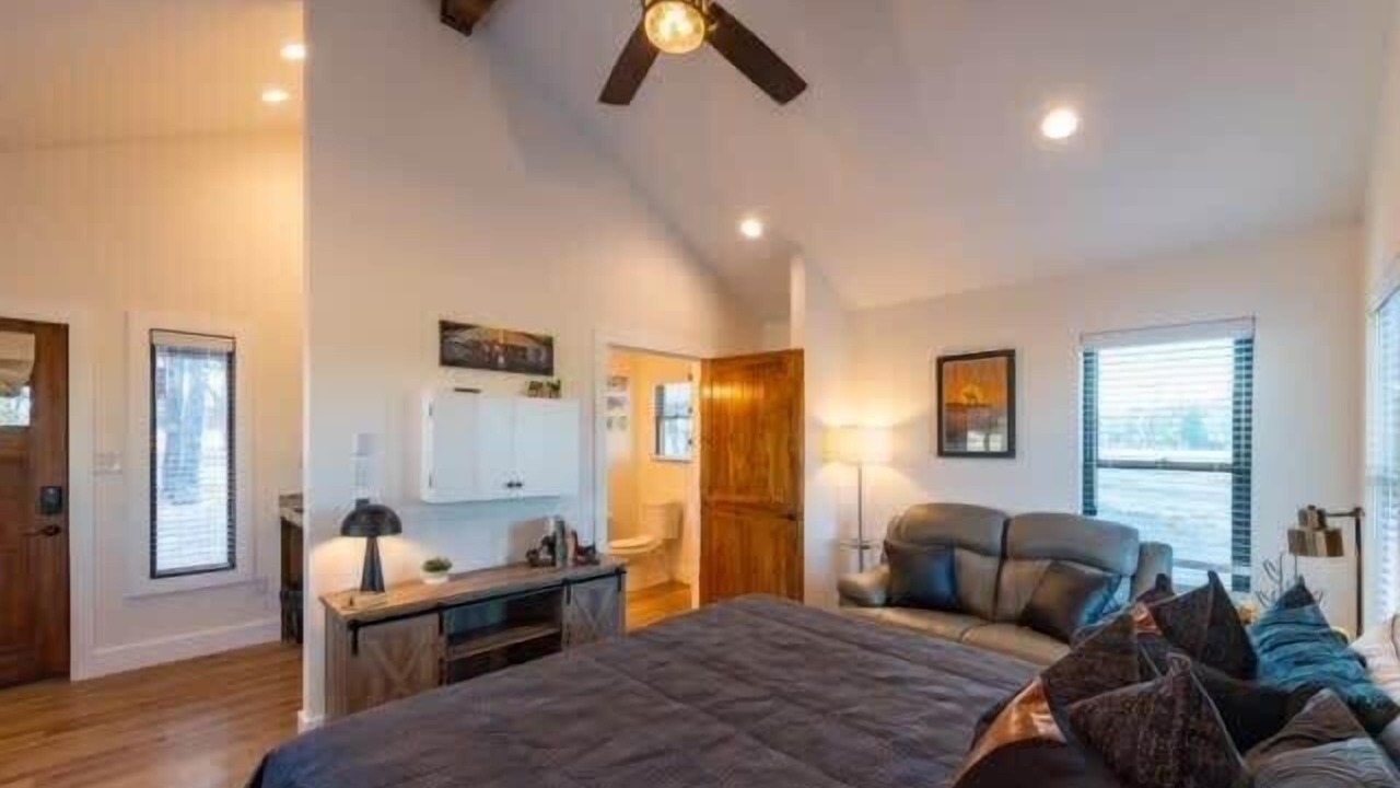Photo of Bedroom in Elm Mott