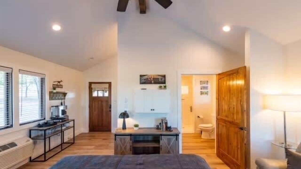 Photo of Bedroom in Elm Mott